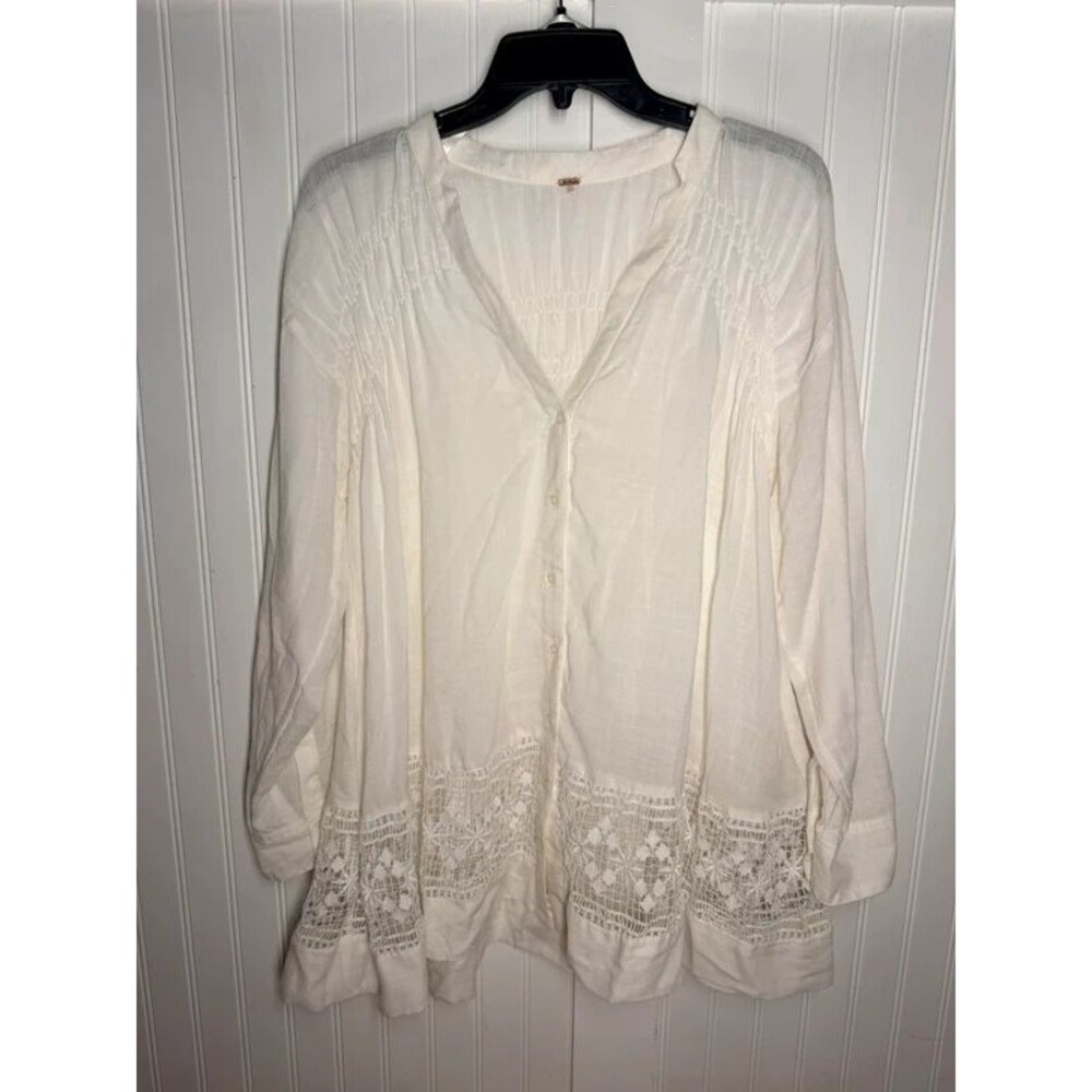 Free People Tunic Blouse Oversize XS white button up Boho Peasant Romantic